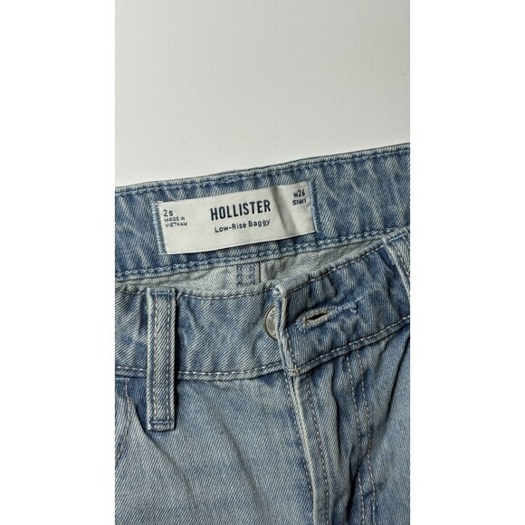 Hollister Low-Rise Baggy Jeans Women’s 2S W26 Short Distressed Light Wash - Picture 3 of 5